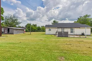2335 Neches St, Beaumont, TX 77701 - Photo 5