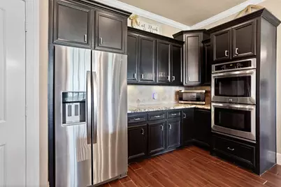 7842 Pebble Hill Lane, Rosharon, TX 77583 - Photo 13