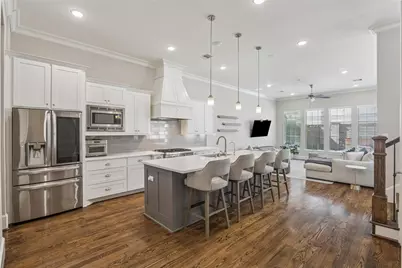 921 Dunleigh Meadows Lane, Houston, TX 77055 - Photo 3