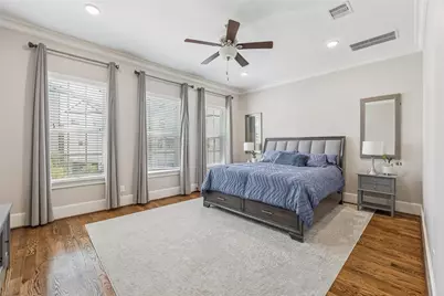921 Dunleigh Meadows Lane, Houston, TX 77055 - Photo 5