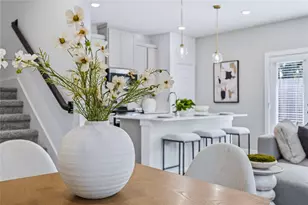 959 Green Vines Ln, Houston, TX 77091 - Photo 5