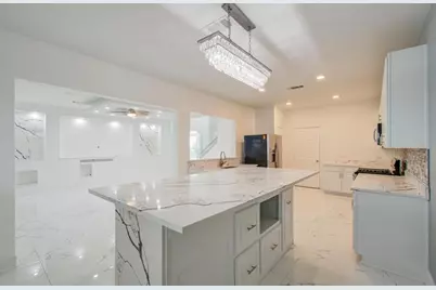 4627 Prairie Chase Drive, Houston, TX 77069 - Photo 9