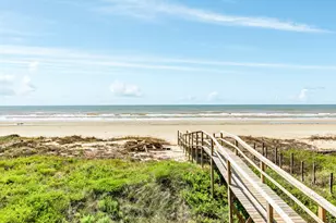 4835 Bluewater Dr, Surfside Beach, TX 77541 - Photo 7