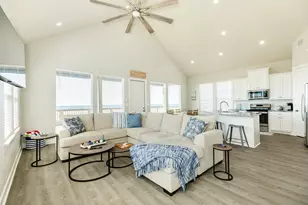 4835 Bluewater Dr, Surfside Beach, TX 77541 - Photo 9