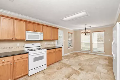 10810 Desert Springs Circle, Houston, TX 77095 - Photo 13