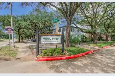 11609 Chimney Rock Road #B, Houston, TX 77035 - Photo 3