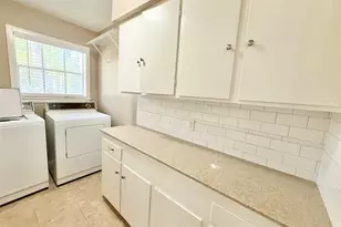 106 Longacre Dr, Conroe, TX 77304 - Photo 13