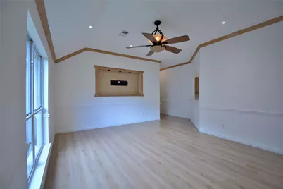 9238 Clearwood Landing Boulevard, Houston, TX 77075 - Photo 5