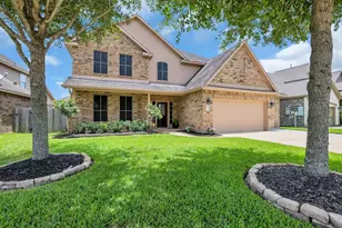 680 Cumberland Ridge Ln, League City, TX 77573 - Photo 1
