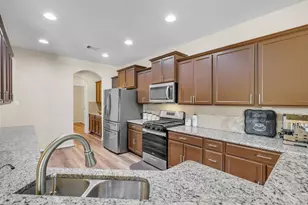 680 Cumberland Ridge Ln, League City, TX 77573 - Photo 19