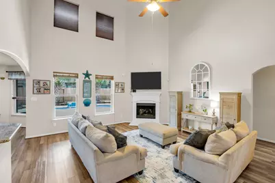 680 Cumberland Ridge Lane, League City, TX 77573 - Photo 11