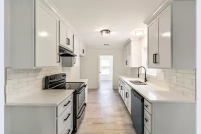 26714 Saddle Rock Lane, New Caney, TX 77357 - Photo 9