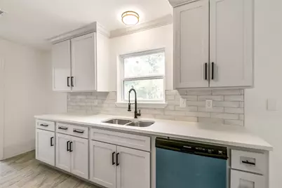 26714 Saddle Rock Lane, New Caney, TX 77357 - Photo 11