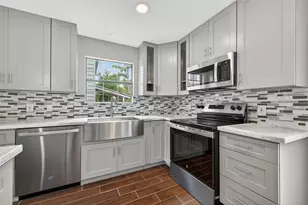 1933 Santa Rosa St, Houston, TX 77023 - Photo 17