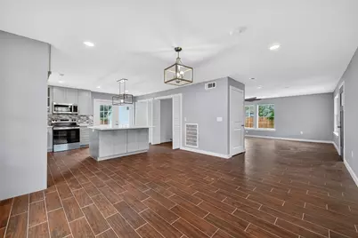 1933 Santa Rosa Street, Houston, TX 77023 - Photo 15