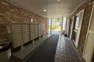 351 N Post Oak Ln, Houston, TX 77024 - Photo 25