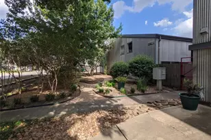 5235 Blossom St, Houston, TX 77007 - Photo 35