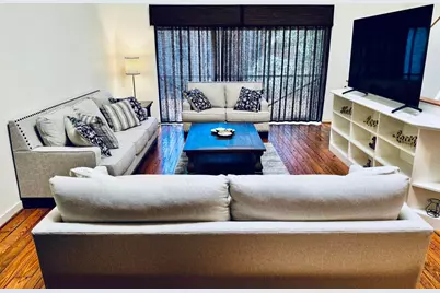 5235 Blossom Street, Houston, TX 77007 - Photo 9