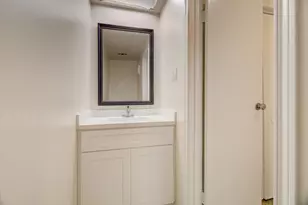 7447 Cambridge St, Houston, TX 77054 - Photo 9