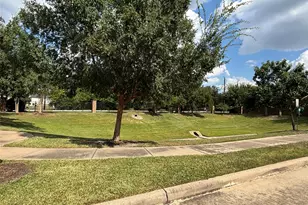 1851 Commons Glen Dr, Houston, TX 77080 - Photo 31
