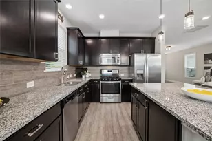 1851 Commons Glen Dr, Houston, TX 77080 - Photo 11