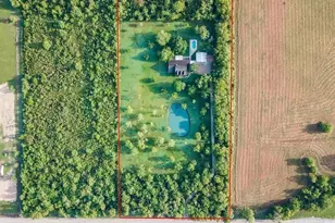 2811 County Rd 64, Rosharon, TX 77583 - Photo 1