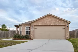 15318 Central Lakes Dr, Humble, TX 77396 - Photo 1