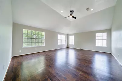 619 Green Belt Drive, Sugar Land, TX 77498 - Photo 23