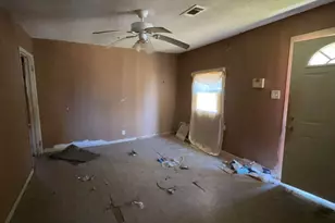 4490 E Irene St, Beaumont, TX 77705 - Photo 5