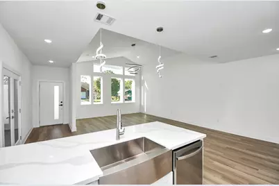8109 Hamlet Street, Houston, TX 77078 - Photo 39