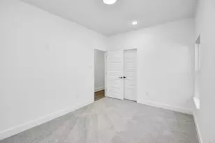 8109 Hamlet St, Houston, TX 77078 - Photo 21