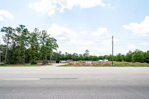2947 N Loop 336 E, Conroe, TX 77301 - Photo 9