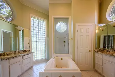 4002 Colony Oaks Drive, Sugar Land, TX 77479 - Photo 11