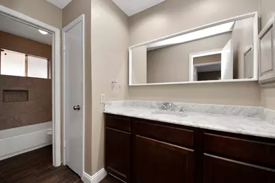 2227 S Ferrisburg Court, Sugar Land, TX 77478 - Photo 13