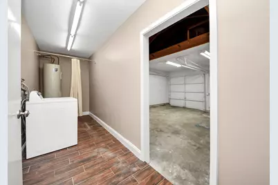 2227 S Ferrisburg Court, Sugar Land, TX 77478 - Photo 15