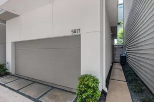 5871 E Post Oak Ln, Houston, TX 77055 - Photo 5