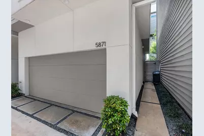 5871 E Post Oak Lane, Houston, TX 77055 - Photo 5