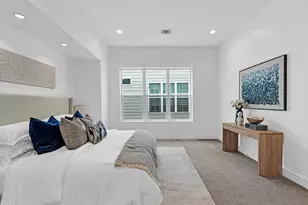 5871 E Post Oak Ln, Houston, TX 77055 - Photo 25