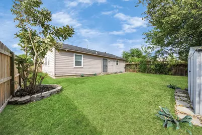 10209 Cathedral Drive, Houston, TX 77051 - Photo 39