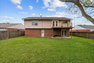 430 W Redway Ln W, Houston, TX 77598 - Photo 37