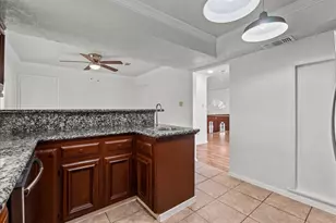 430 W Redway Ln W, Houston, TX 77598 - Photo 47