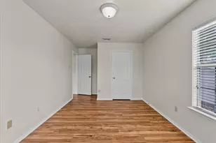 430 W Redway Ln W, Houston, TX 77598 - Photo 27