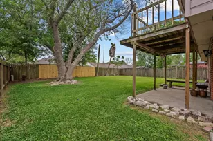 430 W Redway Ln W, Houston, TX 77598 - Photo 39