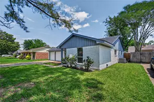 12614 Hunting Brook Dr, Houston, TX 77099 - Photo 5