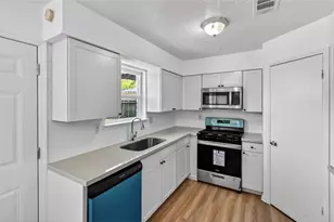 12614 Hunting Brook Dr, Houston, TX 77099 - Photo 17