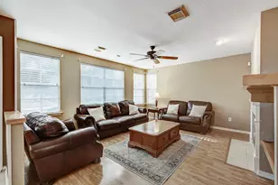 22 S Greywing Pl, The Woodlands, TX 77382 - Photo 17