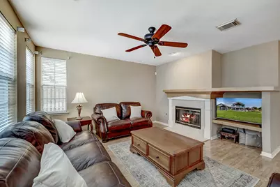 22 S Greywing Place, The Woodlands, TX 77382 - Photo 19