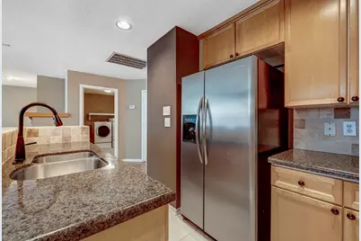 22 S Greywing Place, The Woodlands, TX 77382 - Photo 15