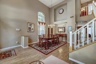 22 S Greywing Pl, The Woodlands, TX 77382 - Photo 9