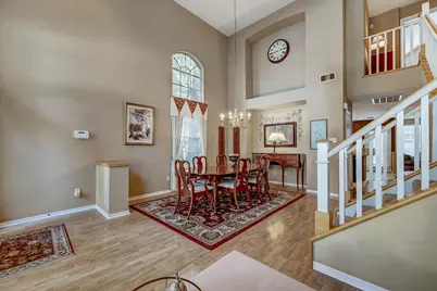 22 S Greywing Place, The Woodlands, TX 77382 - Photo 9
